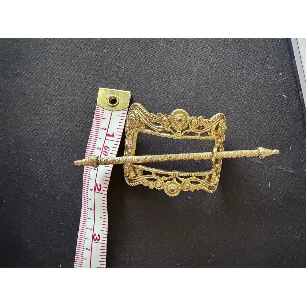 Vintage 1928 gold tone metal hair and pick clasp Victorian cottagecore girly